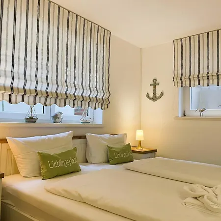 Eilun 10, Strandstrasse Ferienhaus *