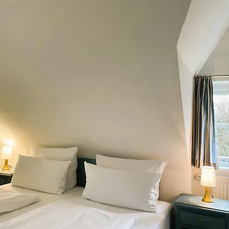 Eilun 10, Strandstrasse Ferienhaus *