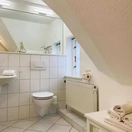 Ferienhaus Eilun 10, Strandstrasse *