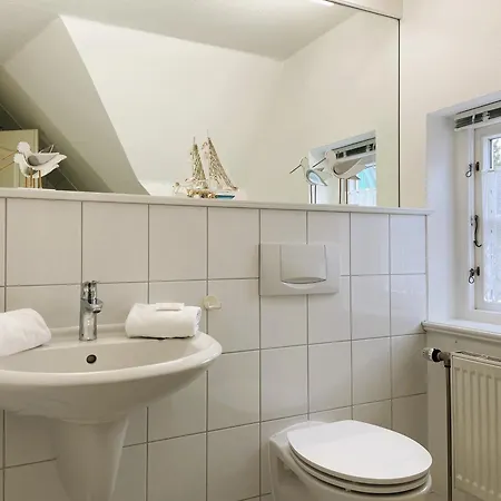 Eilun 10, Strandstrasse Ferienhaus